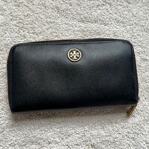 Tory Burch Long Wallet
